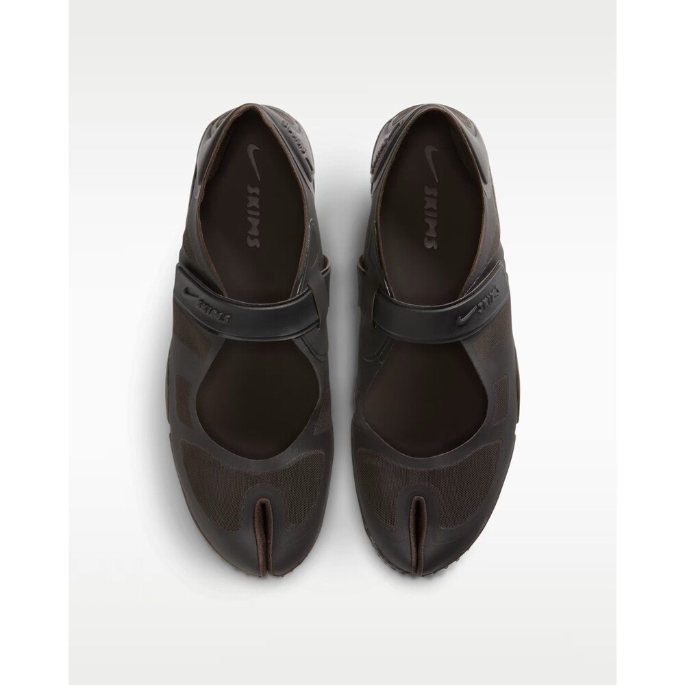 Nike X Skims Air Rift Mesh Shoes Velvet Brown US 7 In Bag